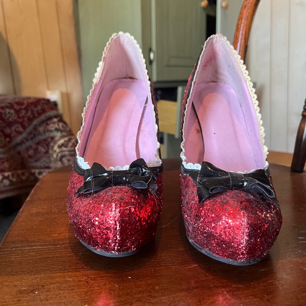 Red sparkle stiletto